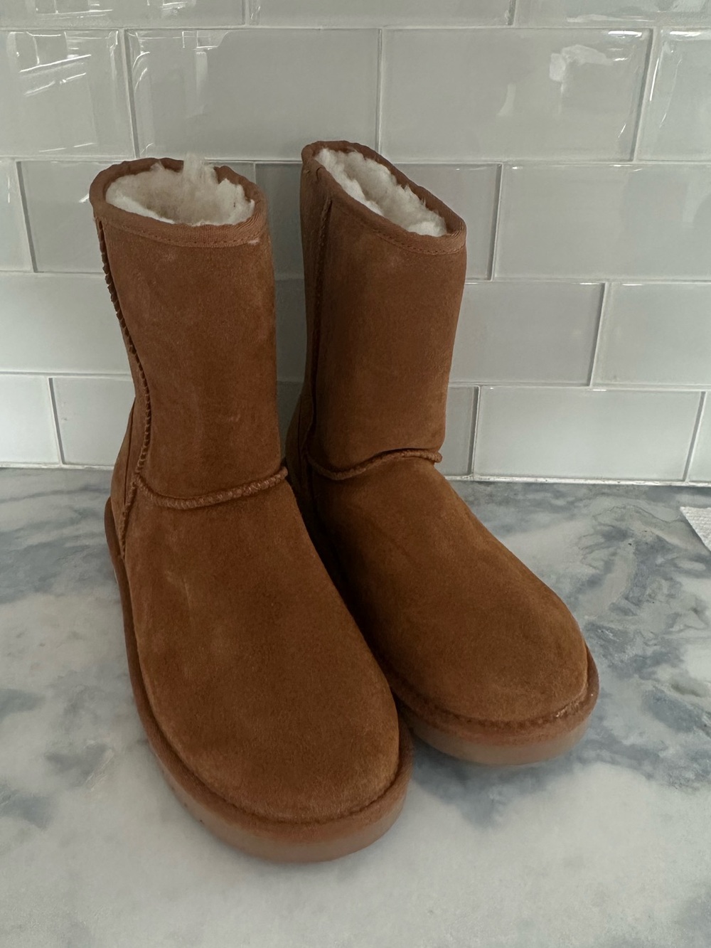 New Women’s Koolaburra by UGG Koola Chestnut Suede Shearling Lined Winter Boots